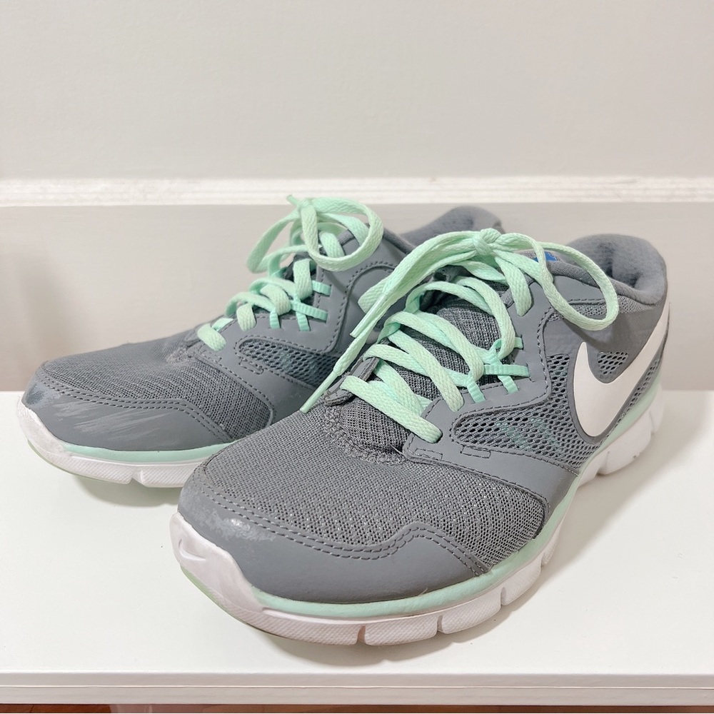 NIKE Flex Experience 3 Running Shoes Size 7 1/2 Gray Aqua